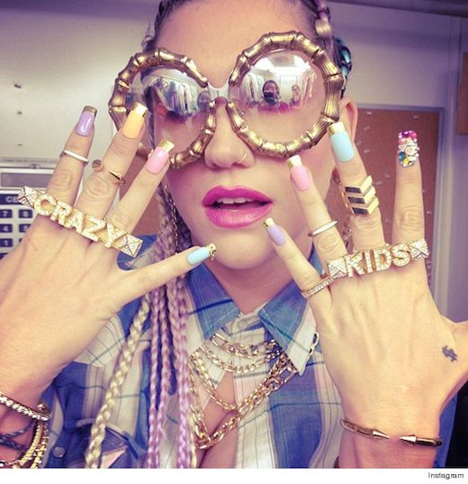 photo 0510-kesha-inset-3_zpsfed9b9f1.jpg
