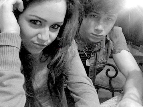 photo NickJonasftMileyCyrusMileyCyrusNickJonasNiley_zps10962603.jpg