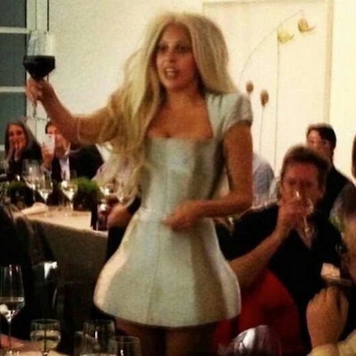 photo lady-gaga-artpop-dinner-photo-1_zps632079e6.jpg