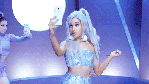 photo tumblr_nx0og6fKd41u6s61ao4_500_zpsvrbolg6b.gif