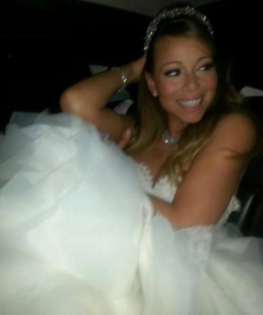photo showbiz-mariah-carey-renews-vows_zpsc2634565.jpg