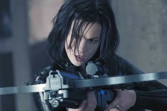 Kate Beckinsale..... Sooo pretty. Hi I'm alternate text.