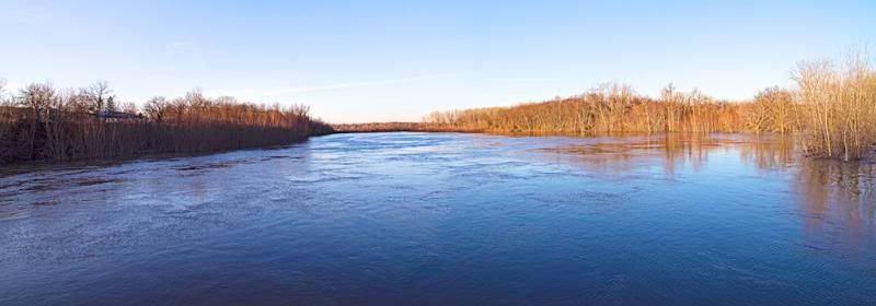 IMAGE: http://i305.photobucket.com/albums/nn207/wysiwyg77/MNRiverSpring_zps300d8b28.jpg