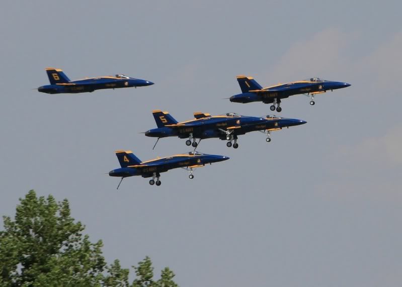 IMAGE: http://i305.photobucket.com/albums/nn207/wysiwyg77/_MG_5710.jpg