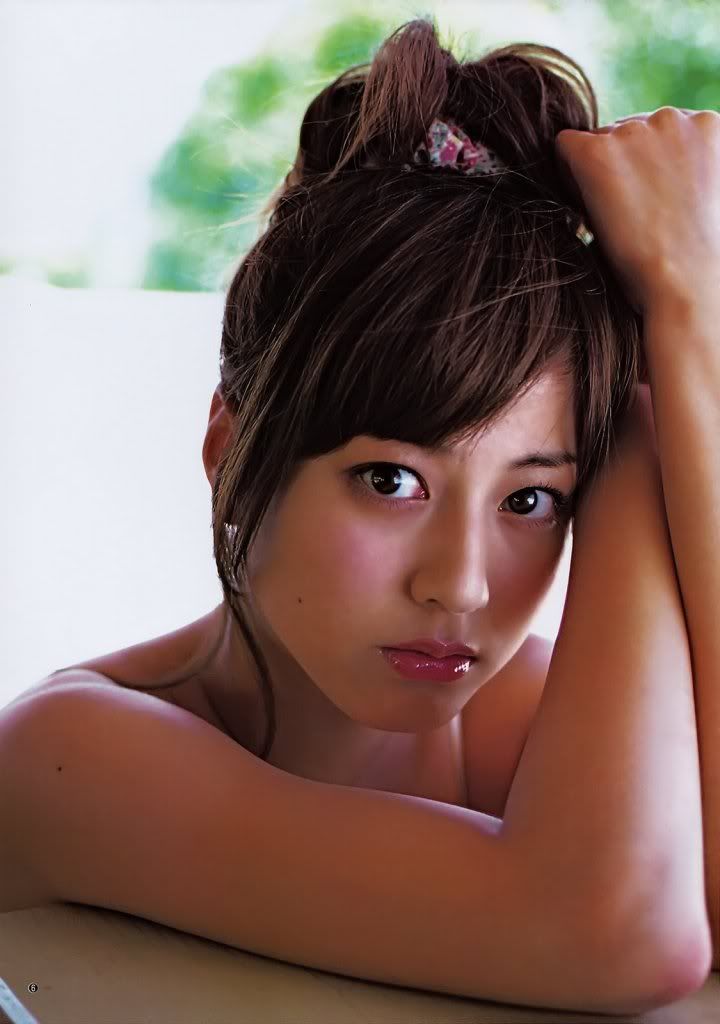 young-jump-nov2008-yumi-sugimoto07.jpg