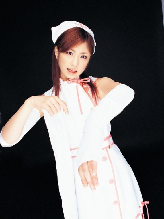 yuko-ogura-nurse-05.jpg