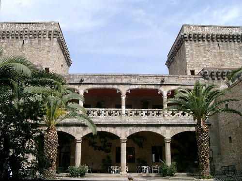 Pueblos que invitan al descanso: Jarandilla de la Vera Pueblos que invitan al descanso: Jarandilla de la Vera