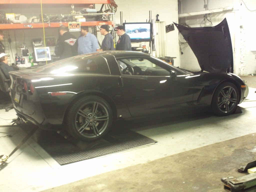 http://i305.photobucket.com/albums/nn232/psugoat/Dyno%20Day%2020NOV2009/vette_dyno_2.jpg