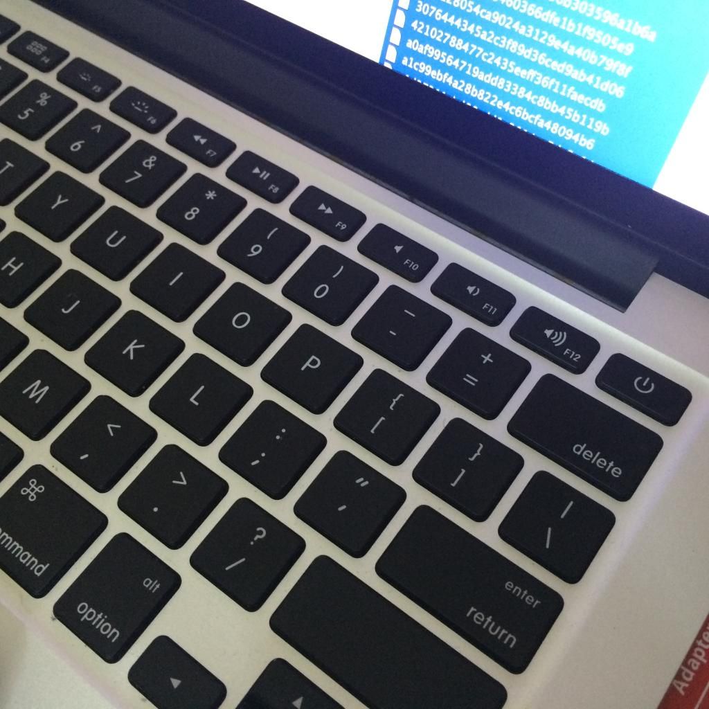 Pro RETINA Display 13in SSD- Core I5 - 8GB - Còn bảo hành chính hãng - 6